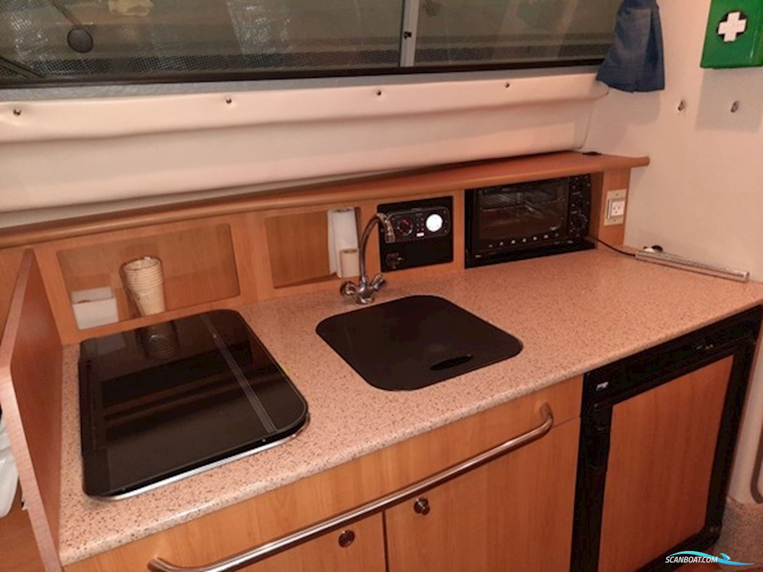 Bayliner 288 Flybridge Årg. 2008 - 250 HK DIESEL...