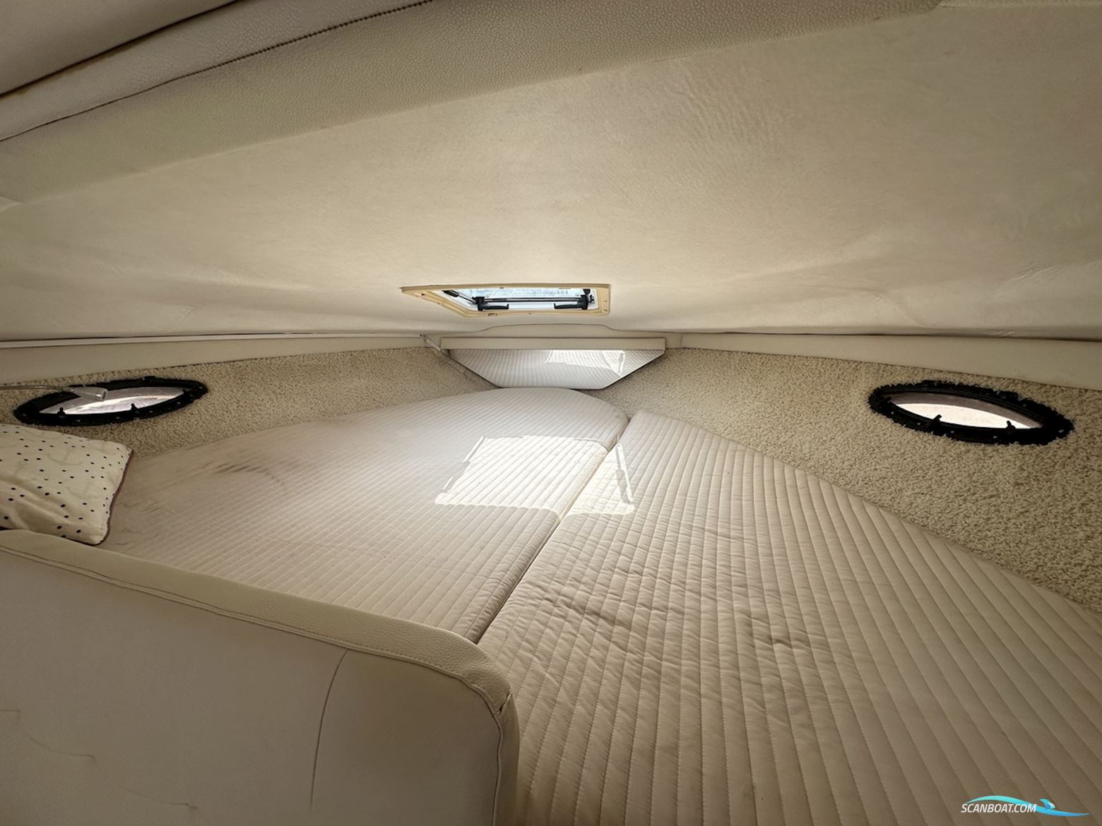 Bayliner 3055 Sunbridge