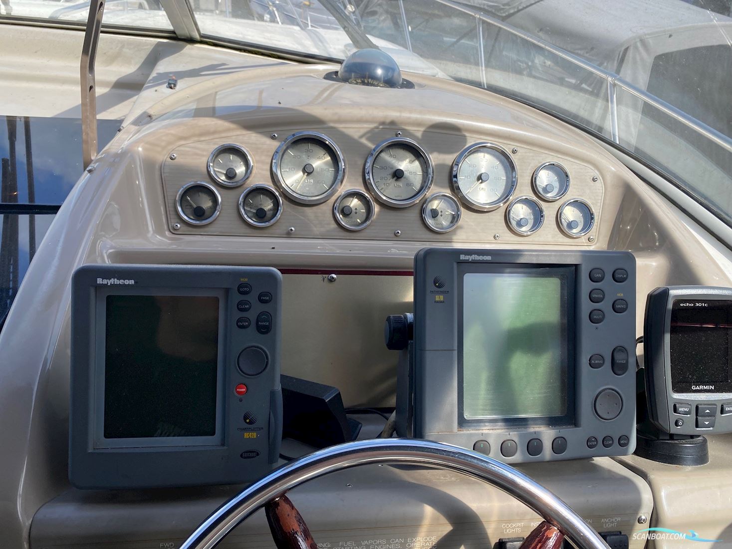 Bayliner 3255 Avanti