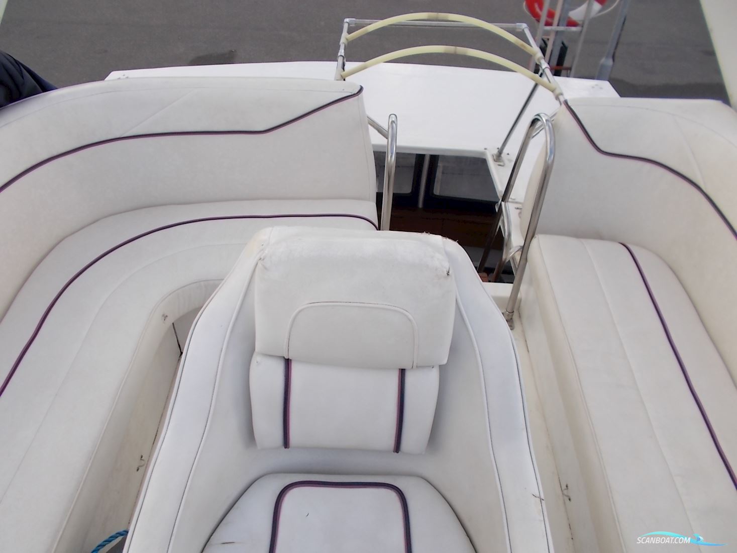 Bayliner 3288 Flybridge Flot Stand
