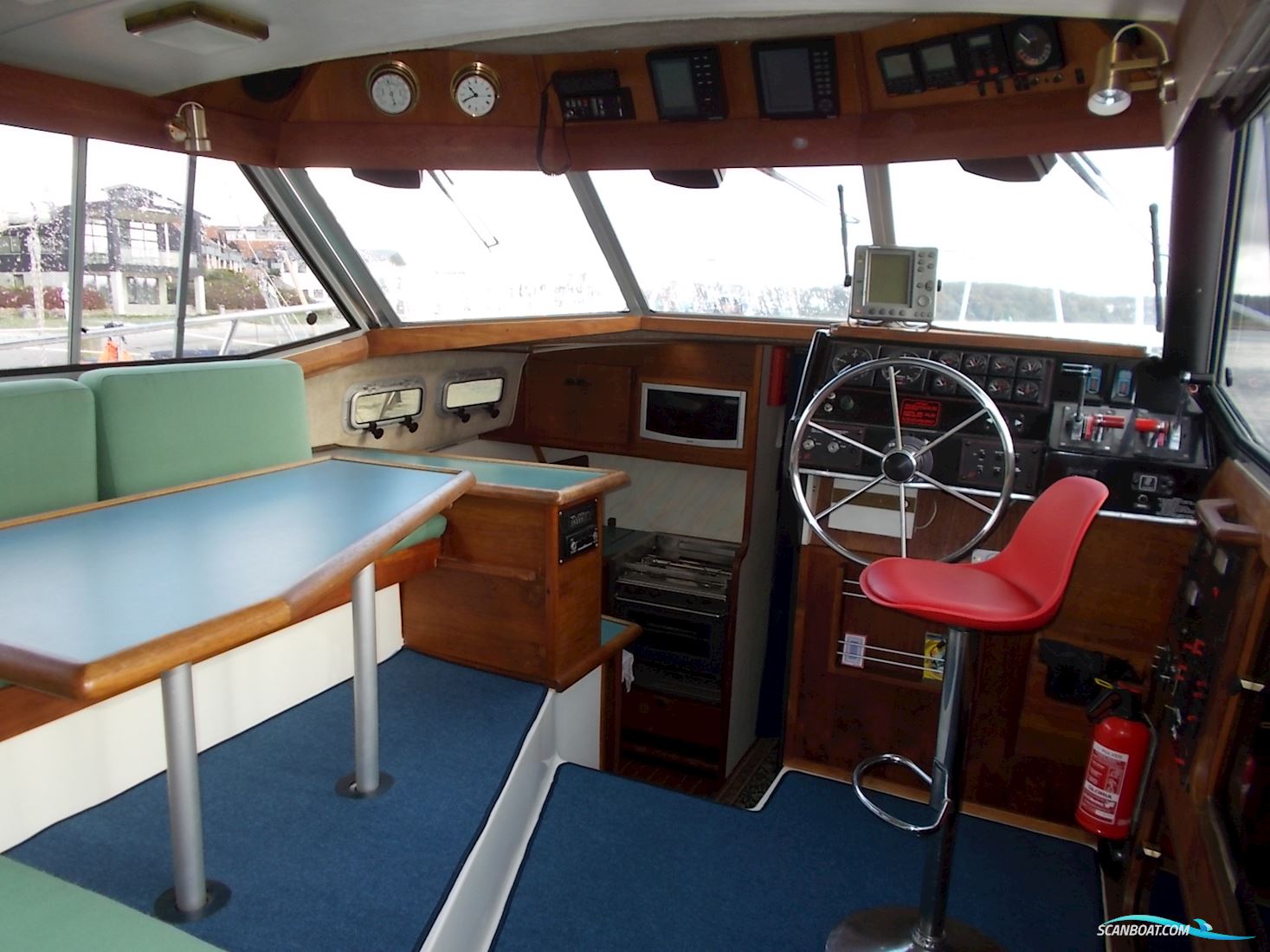 Bayliner 3288 Flybridge Flot Stand