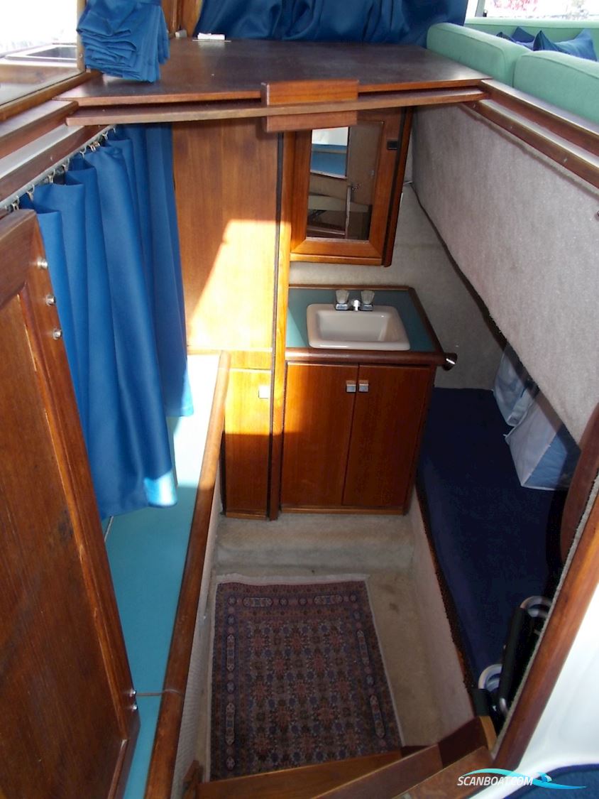 Bayliner 3288 Flybridge Flot Stand