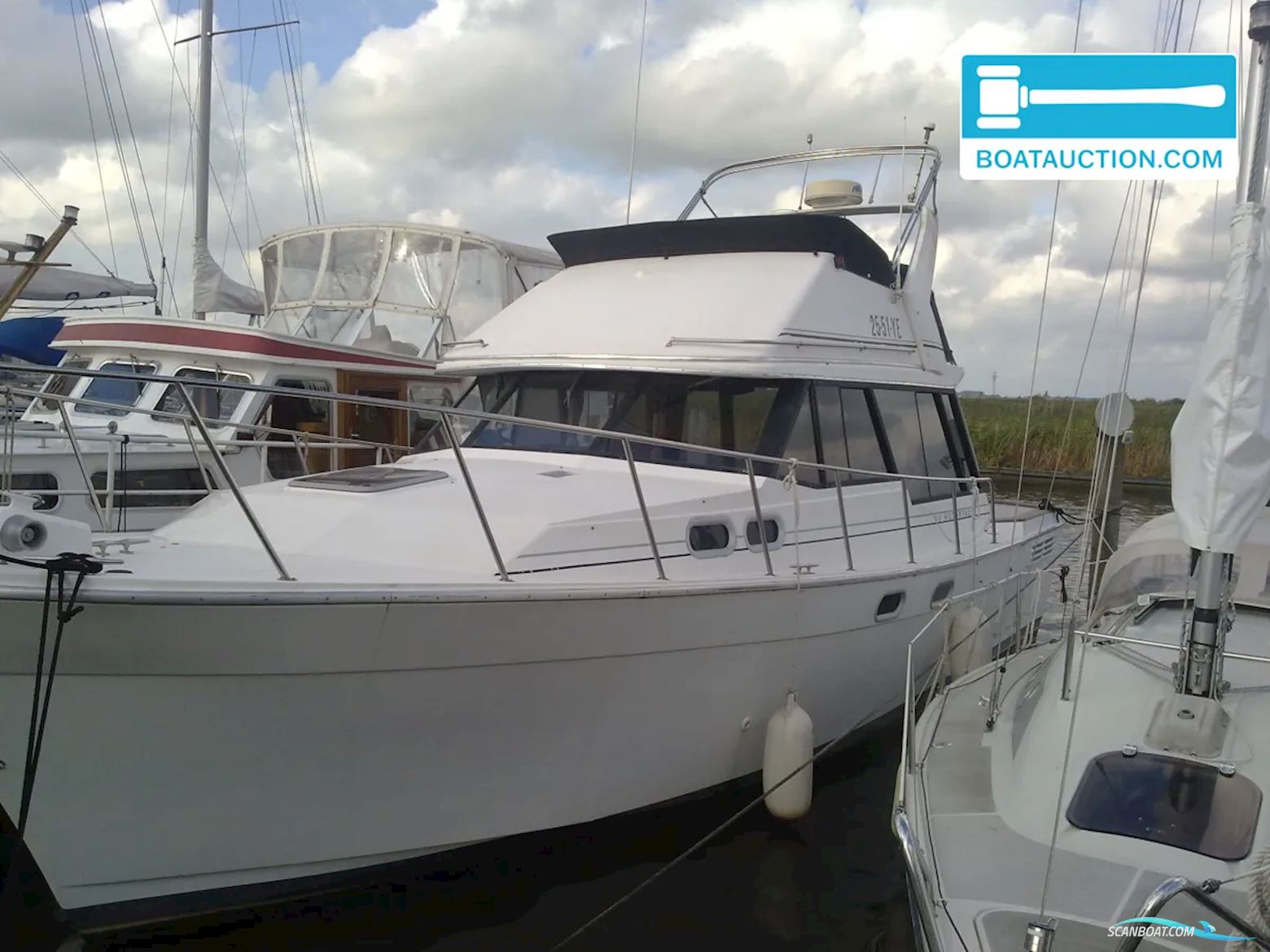 Bayliner 3288