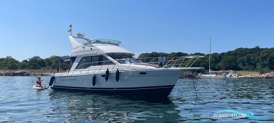 Bayliner 3388 Flybridge Motorboten 1997, met Cummins Marine 4Bta motor, Denemarken