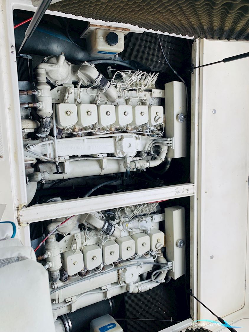 Bayliner 3485 Avanti Express