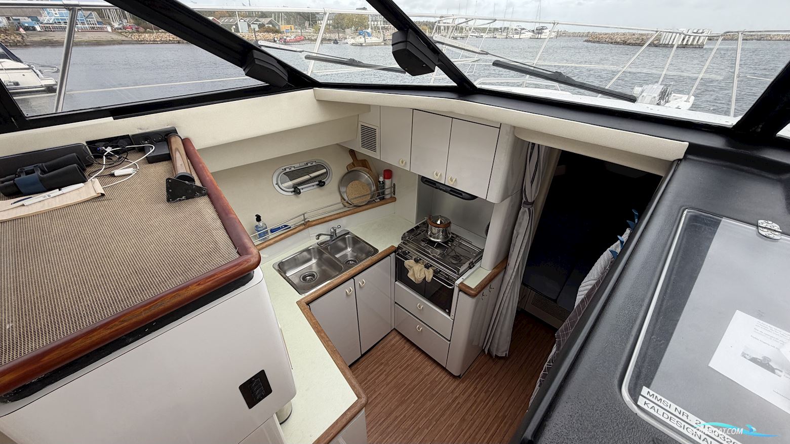Bayliner 3688 Fly
