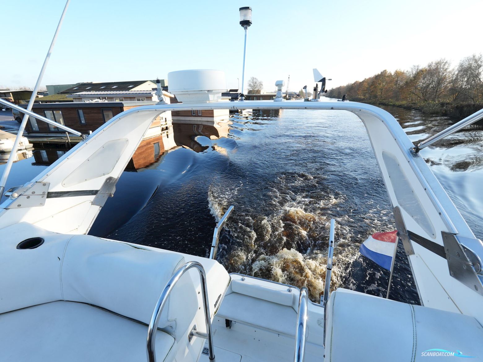 Bayliner 3688 Flybridge