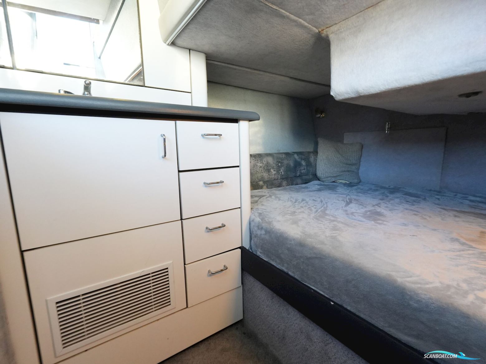 Bayliner 3688 Flybridge