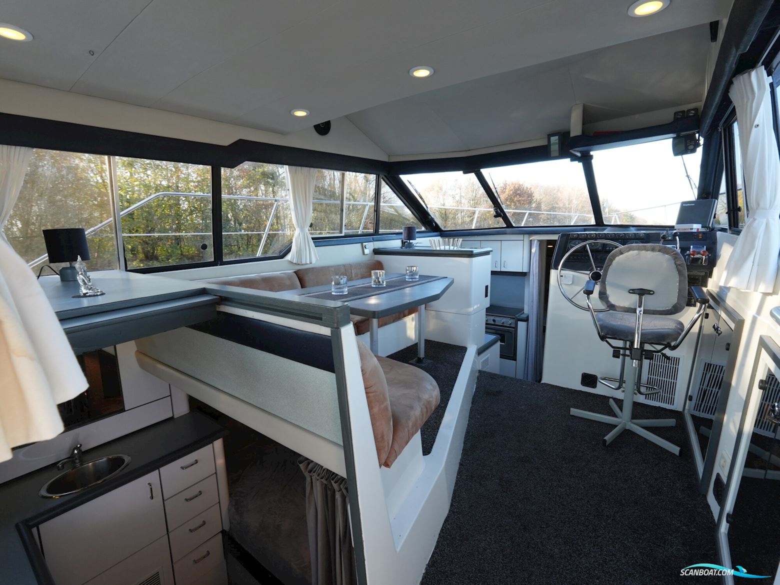 Bayliner 3688 Flybridge