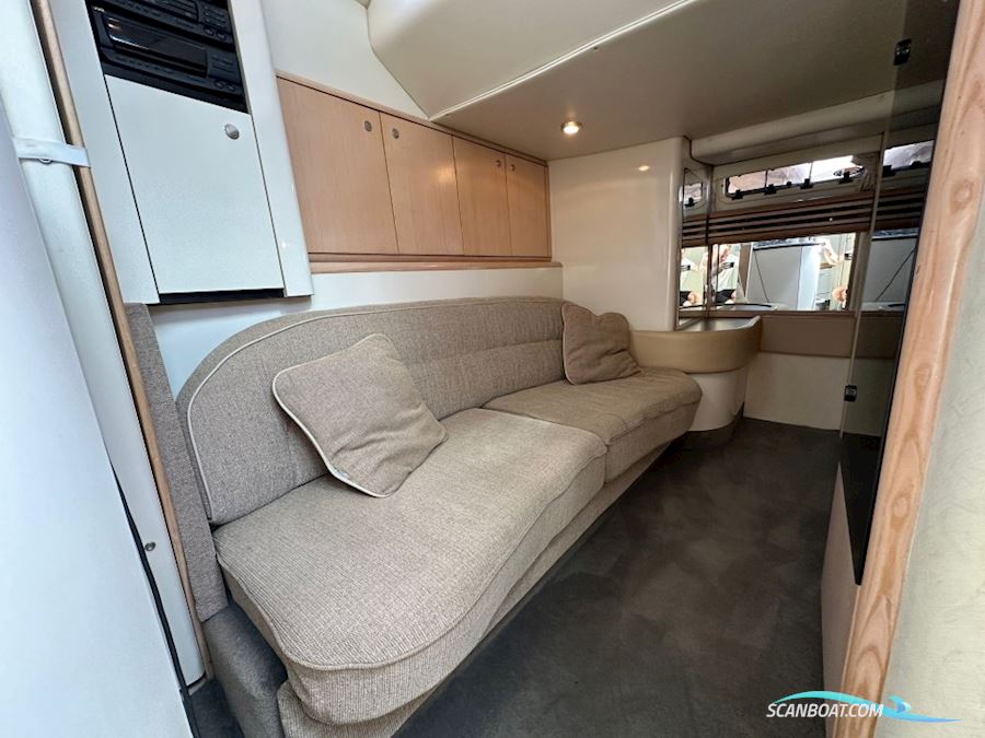 Bayliner 4085 Avanti