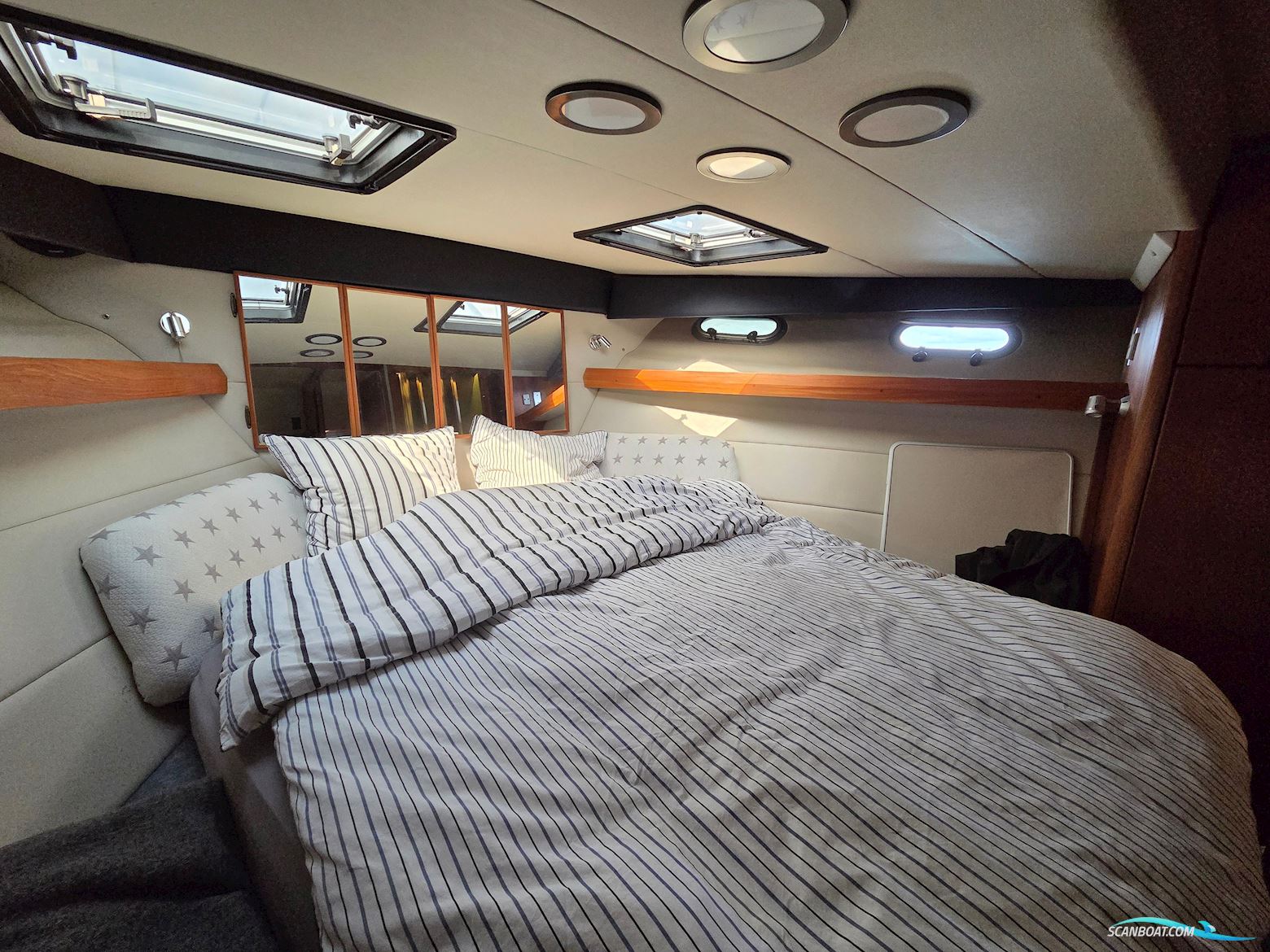 Bayliner 4588 Pilothouse