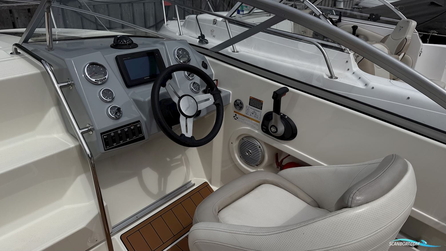 Bayliner 642 Cuddy