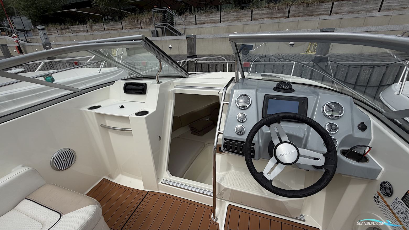 Bayliner 642 Cuddy
