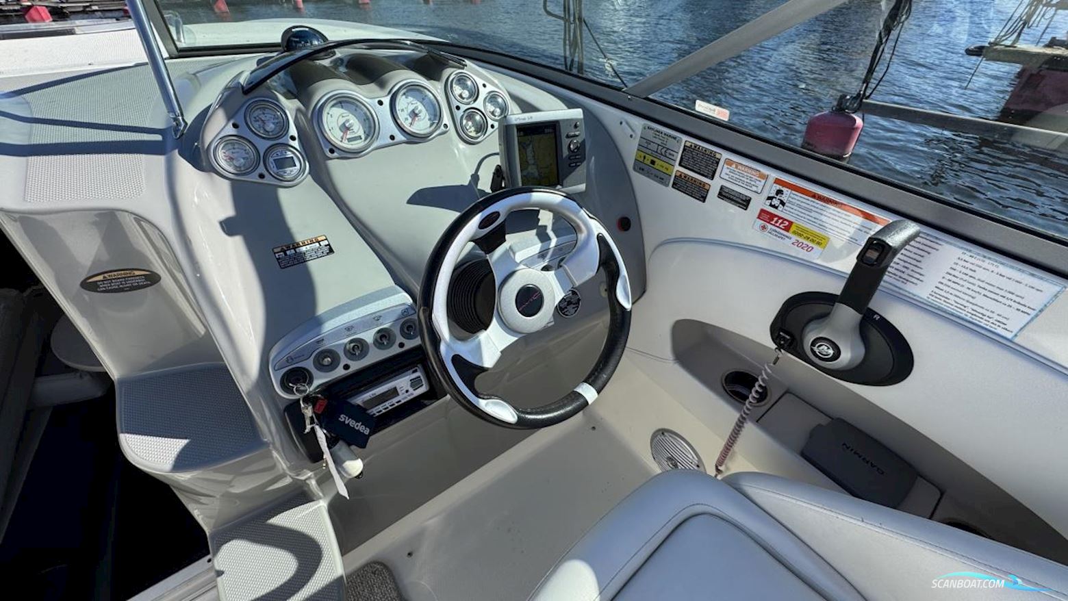 Bayliner 802