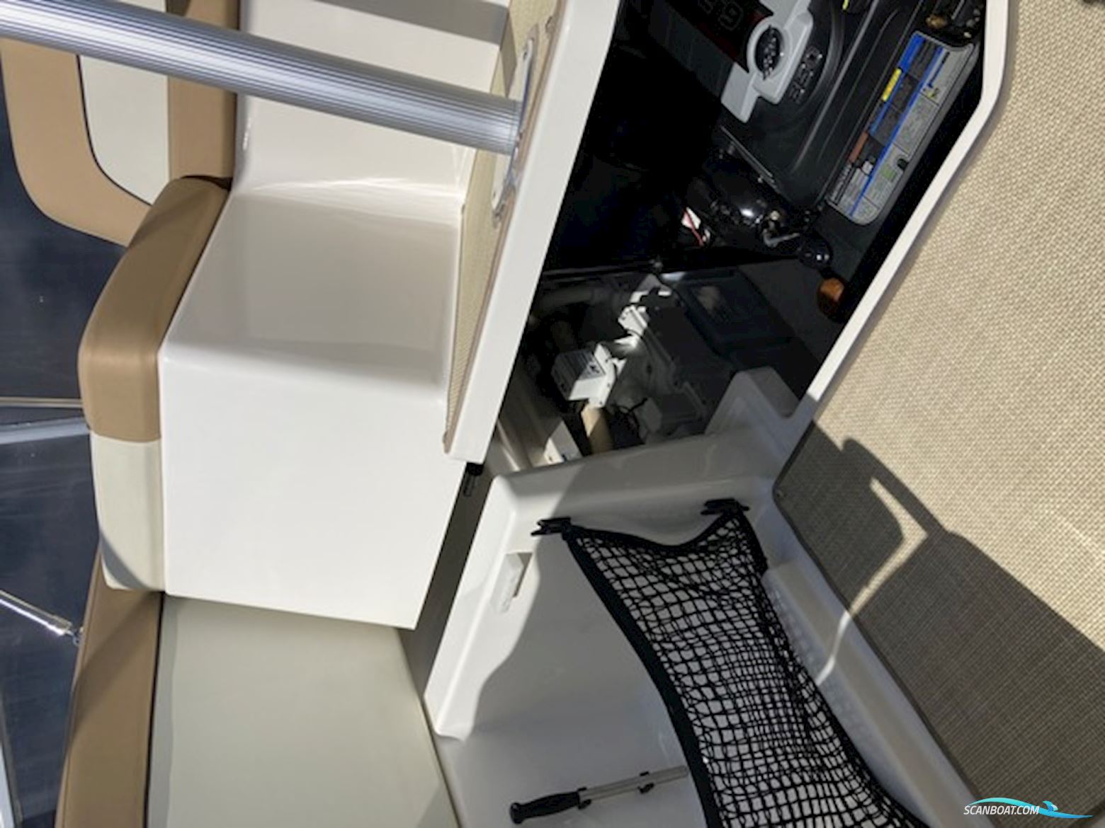 Bayliner 842 (nedsat 200.000,- )