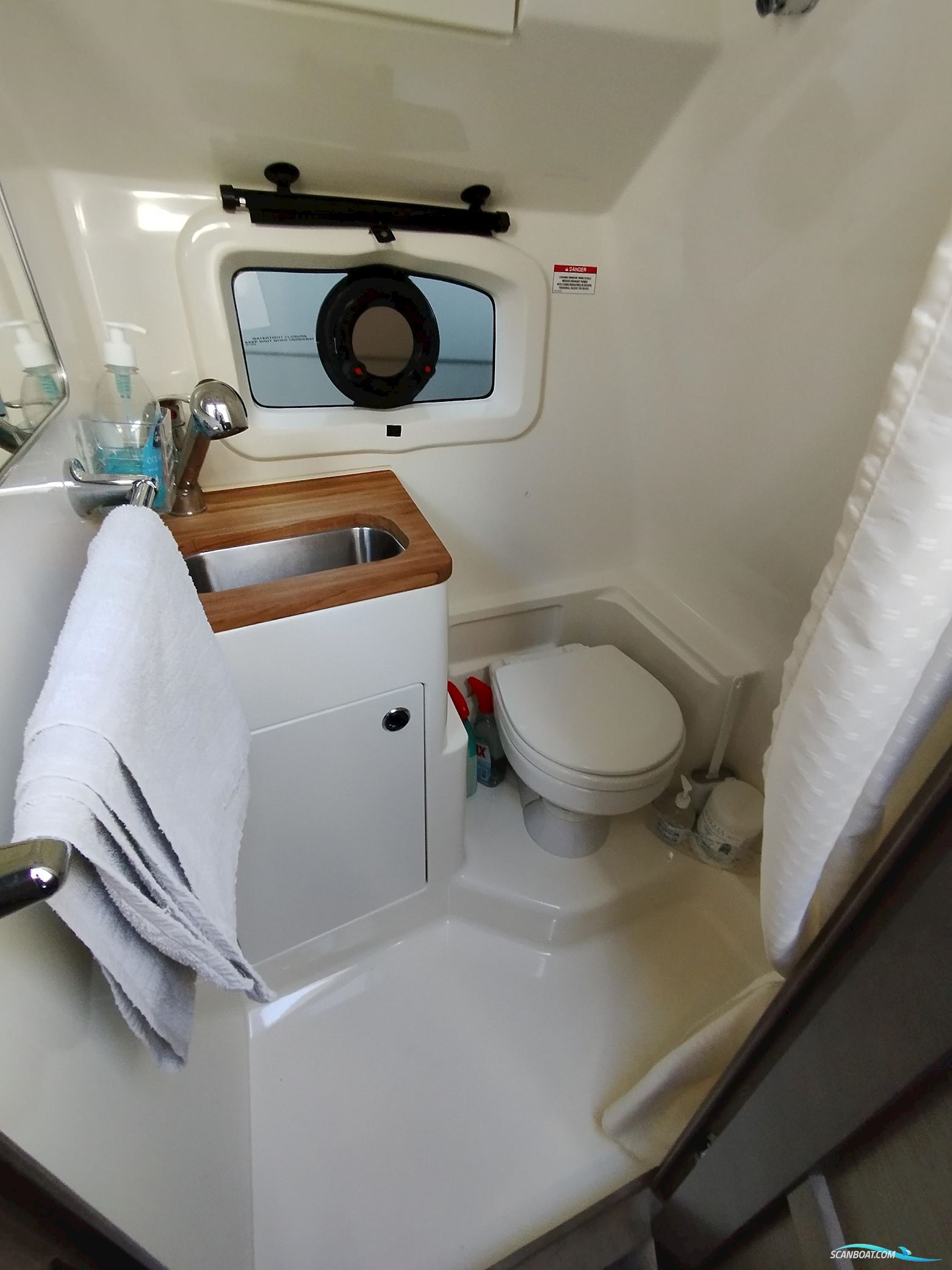 Bayliner 855 Cruiser