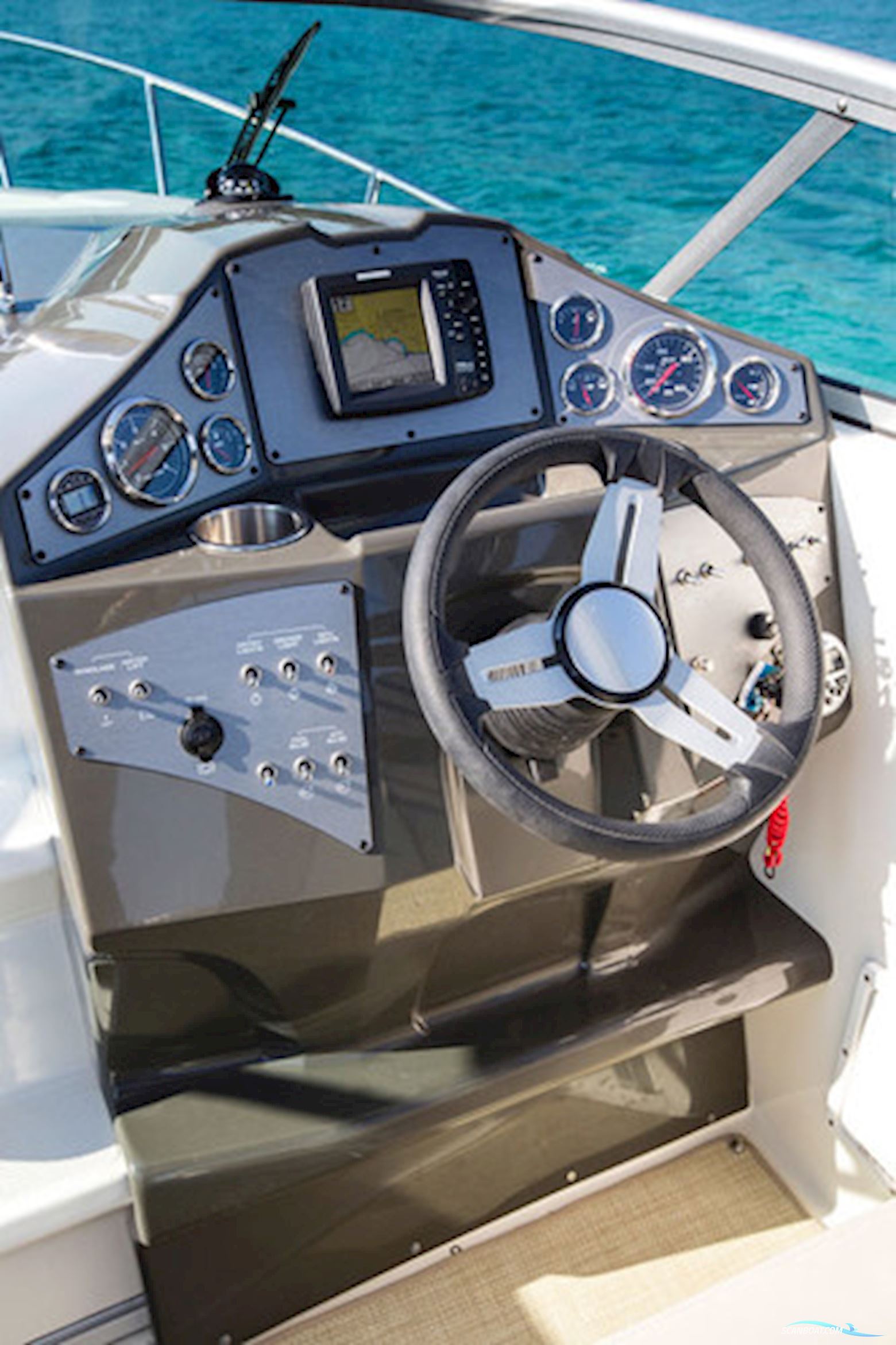 Bayliner Ciera 8 med Mercruiser sterndrive