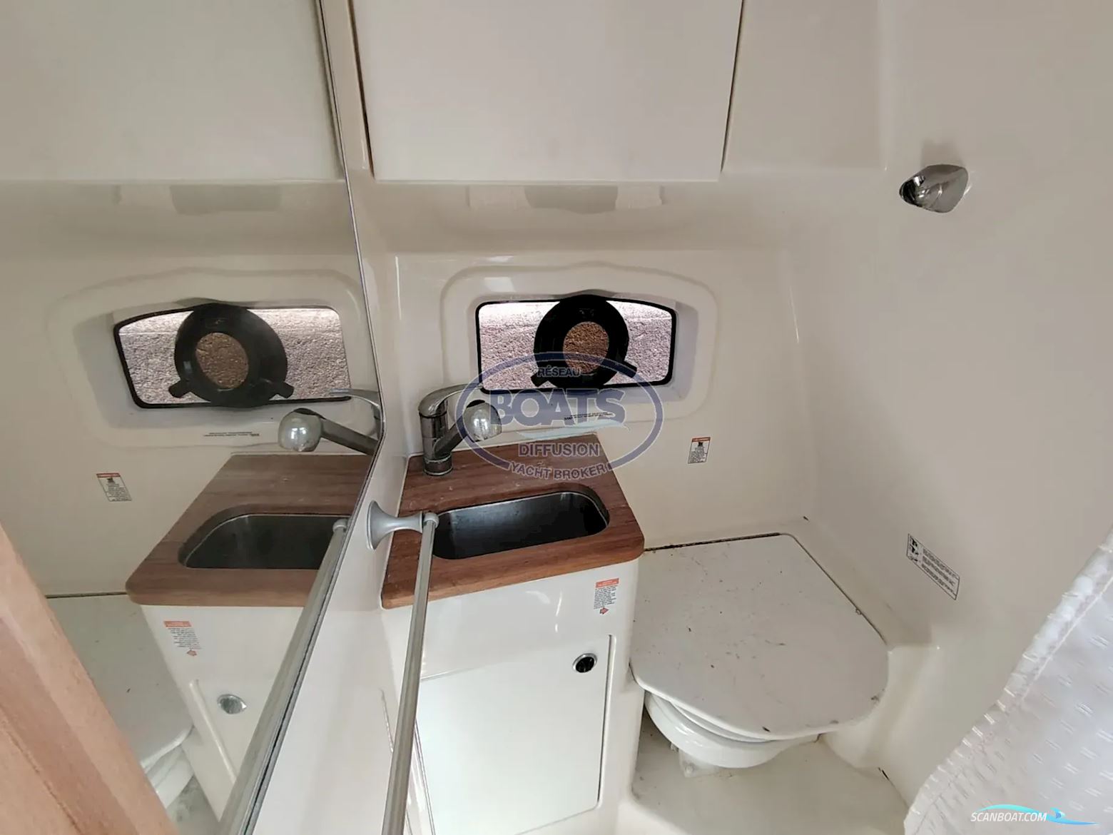 Bayliner Ciera 8