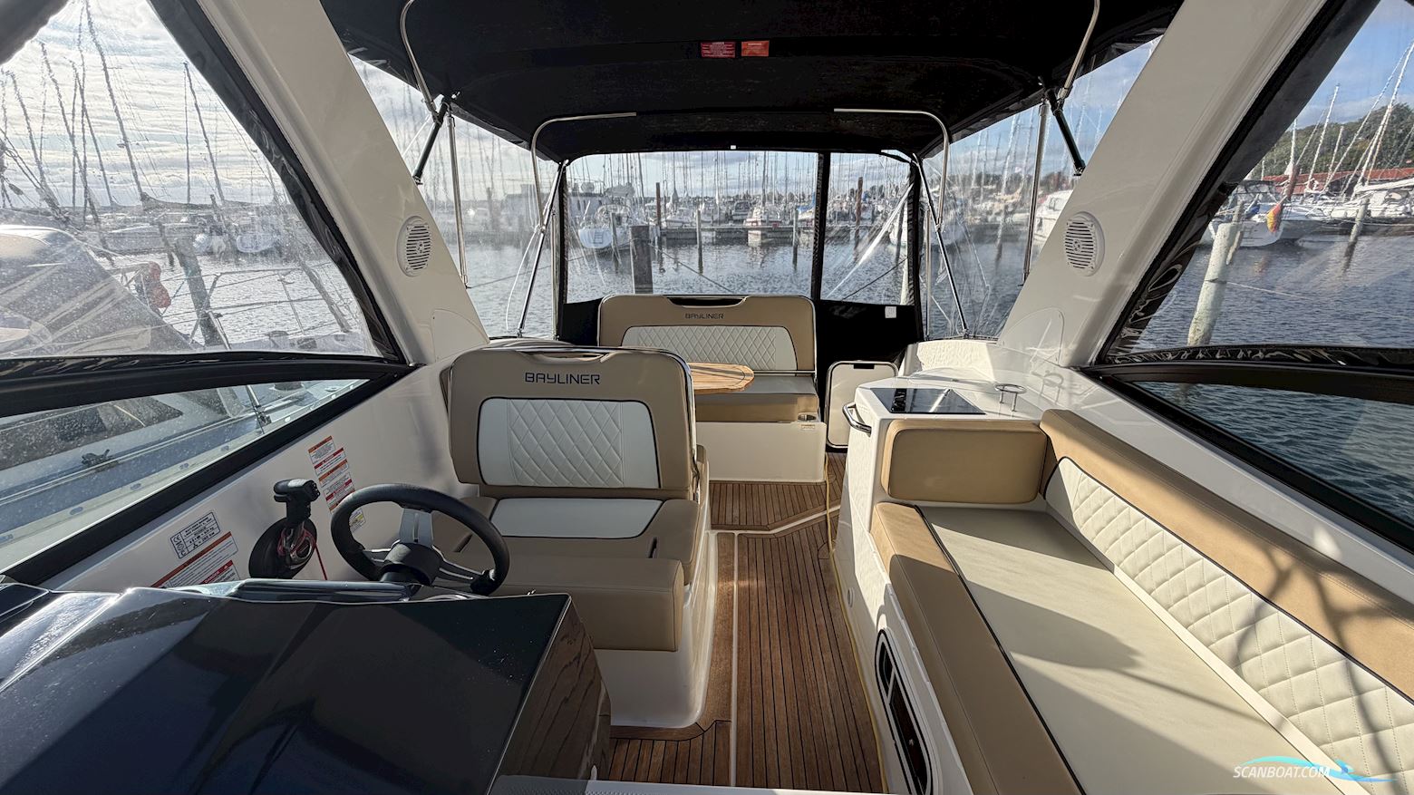 Bayliner Ciera 8