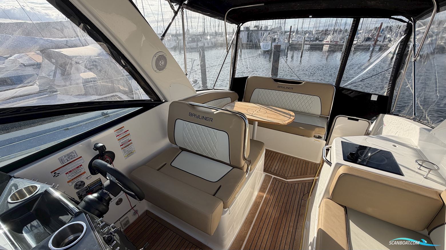 Bayliner Ciera 8