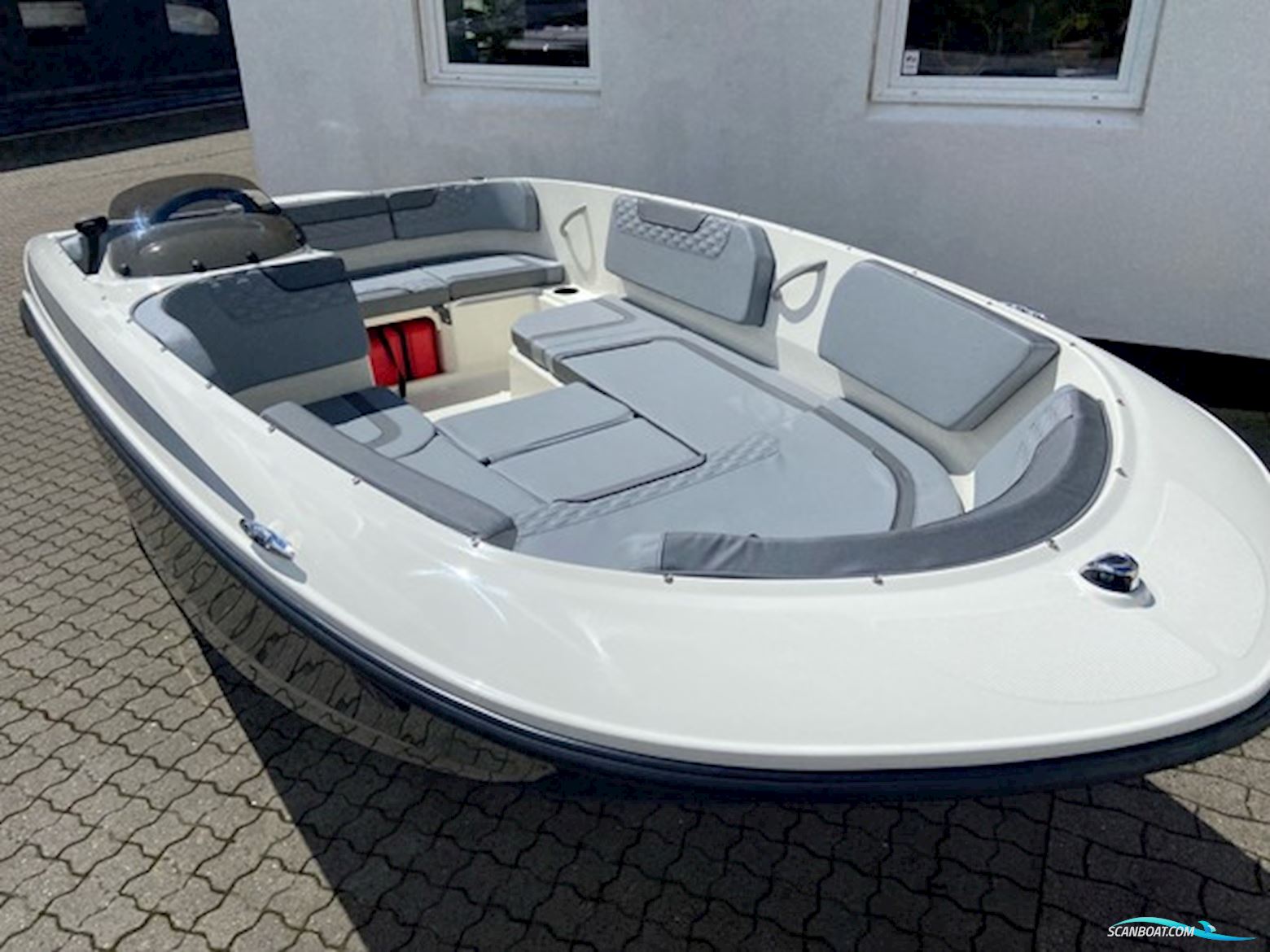 Bayliner Element M15, Mercury F50 EFI