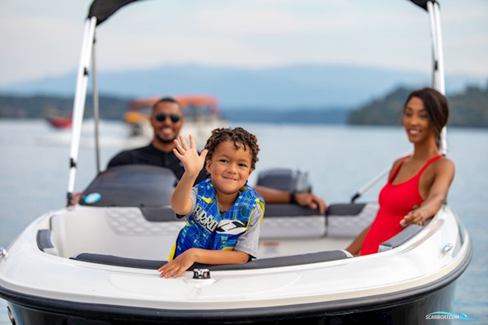 Bayliner M15 med Mercury F60 ELPT-EFI og udstyr