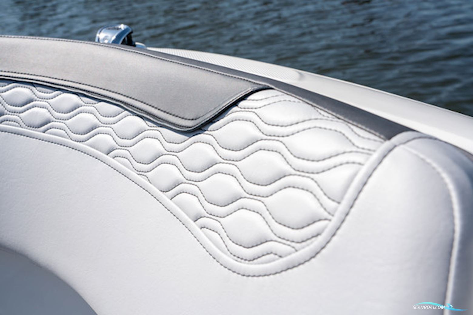 Bayliner M15 med Mercury F60 ELPT-EFI og udstyr