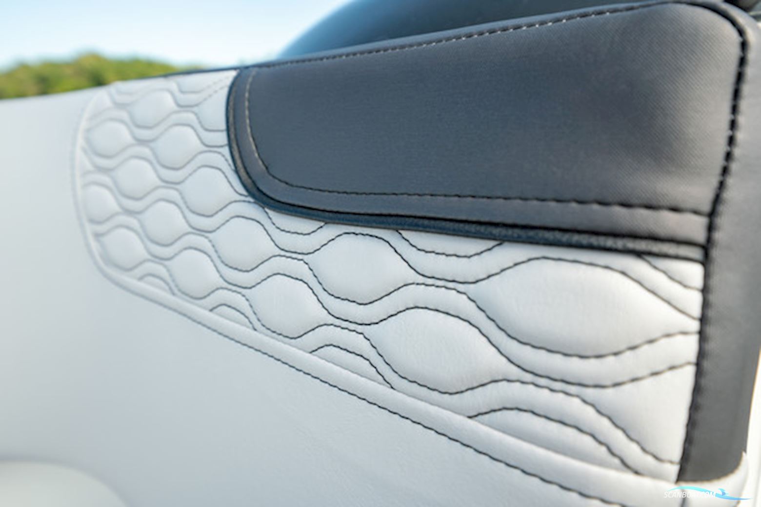 Bayliner M15 med Mercury F60 ELPT-EFI og udstyr