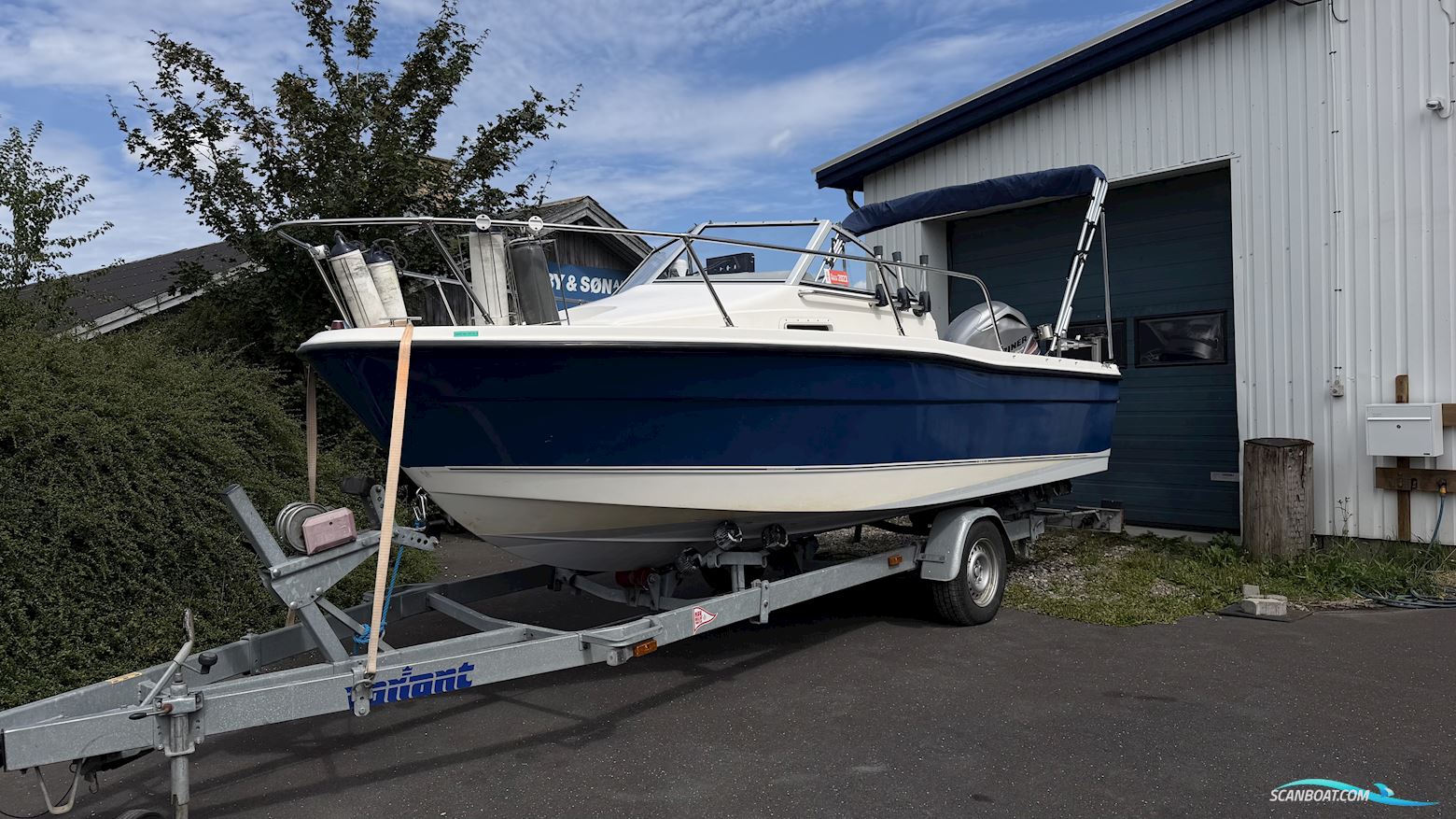 Bayliner Trophy