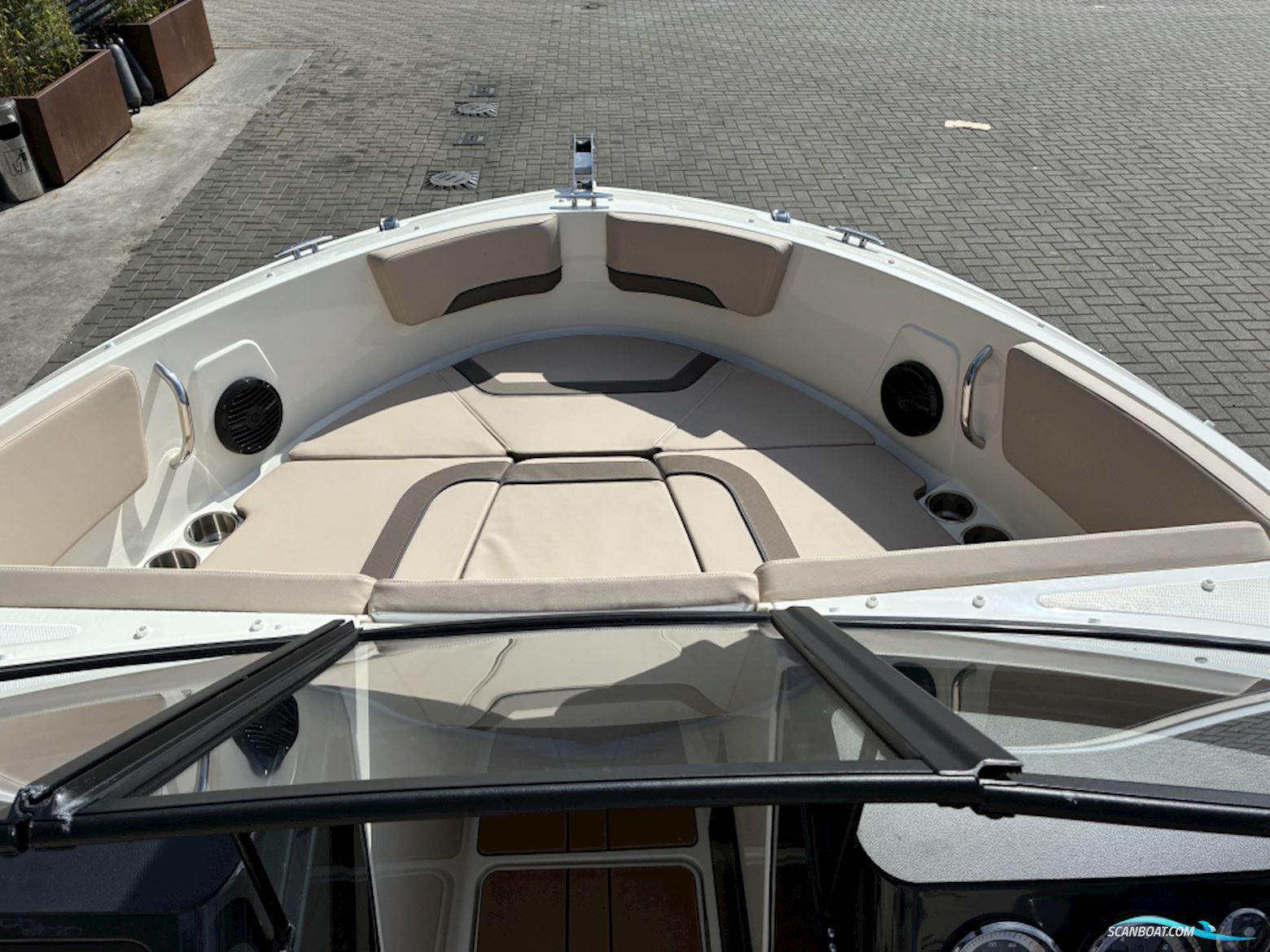 Bayliner V20