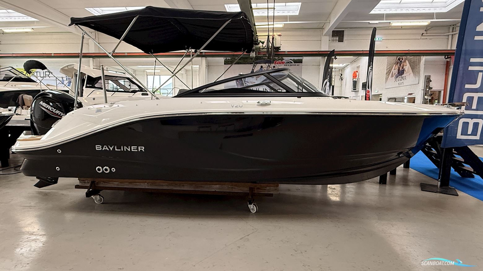 Bayliner V20 Motorboten 2026, met Mercury 150 Exlpt Efi motor, Denemarken