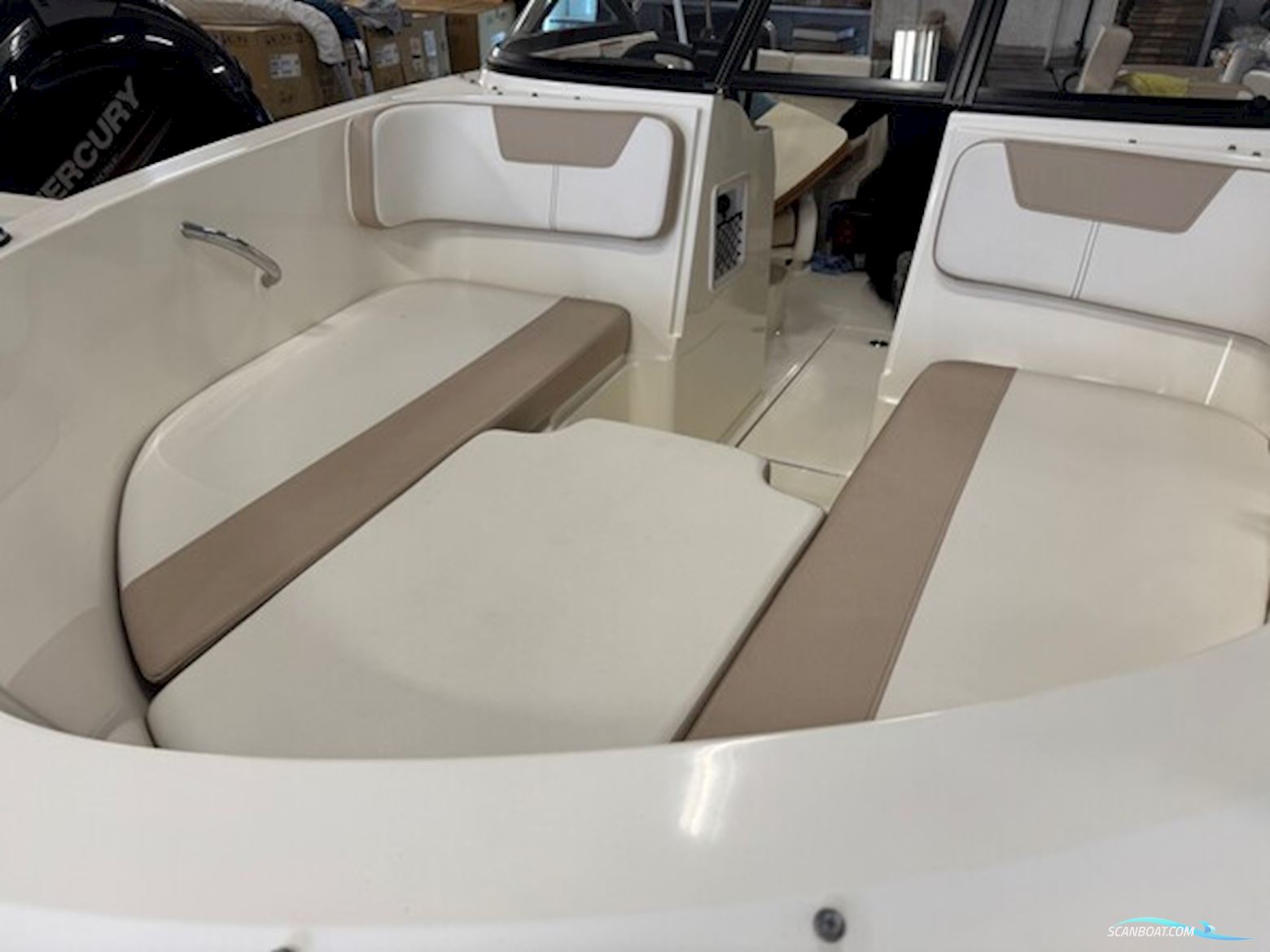 Bayliner VR4 Bowrider med 115 hk Mercury 2,1L XL CT - SOLGT