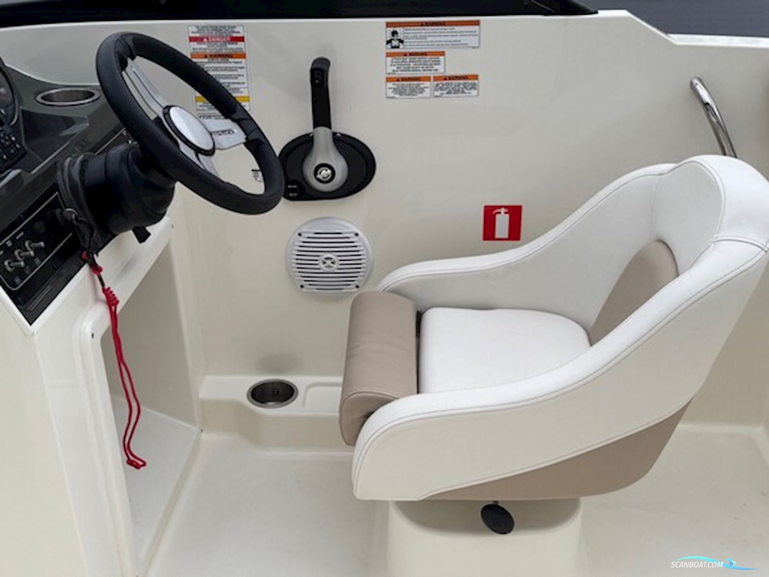 Bayliner VR4 Bowrider Med 115 hk Mercury 2,1L XL CT