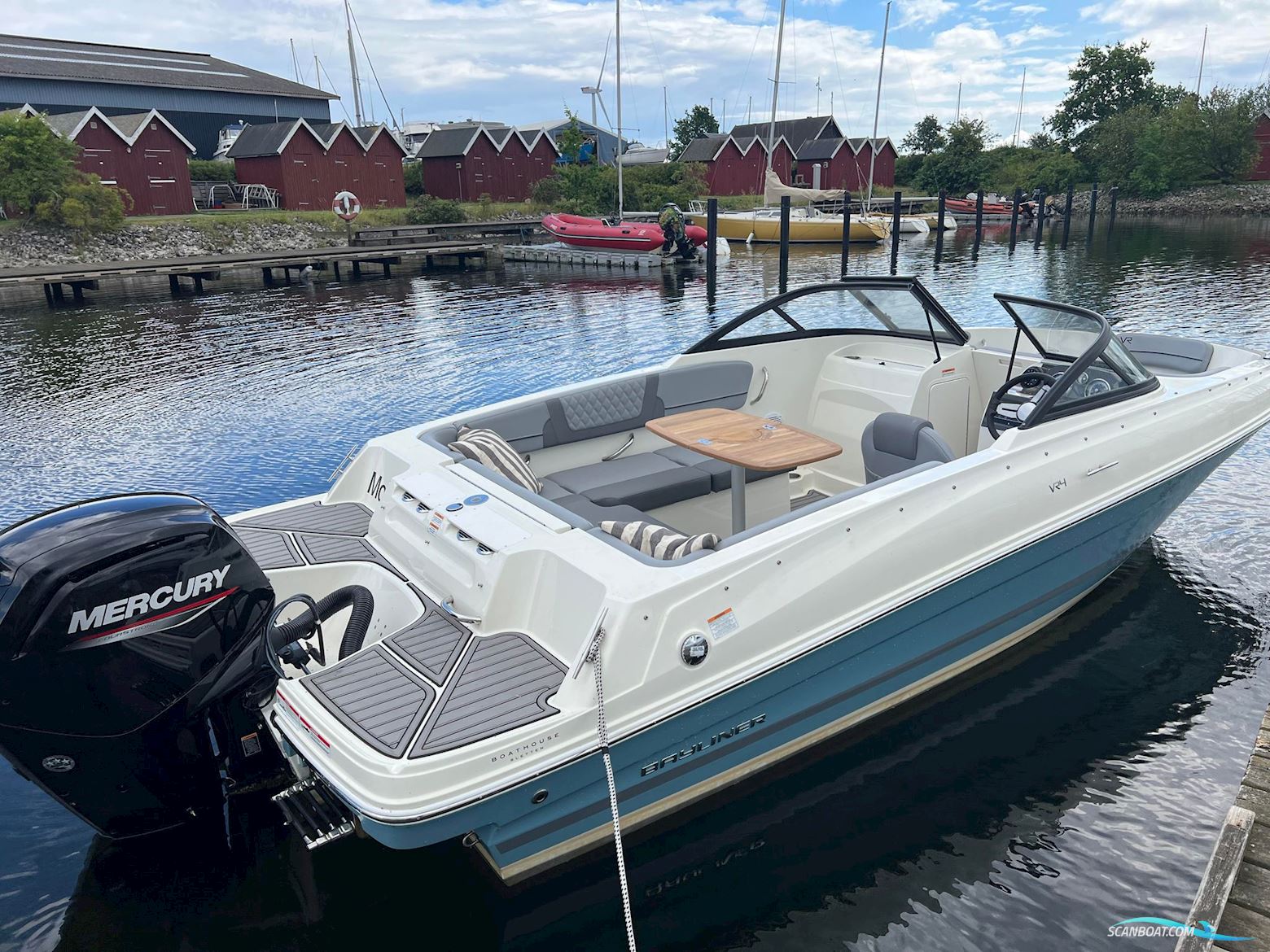 Bayliner VR4 OB Motorboten 2022, met Mercury  motor, Denemarken
