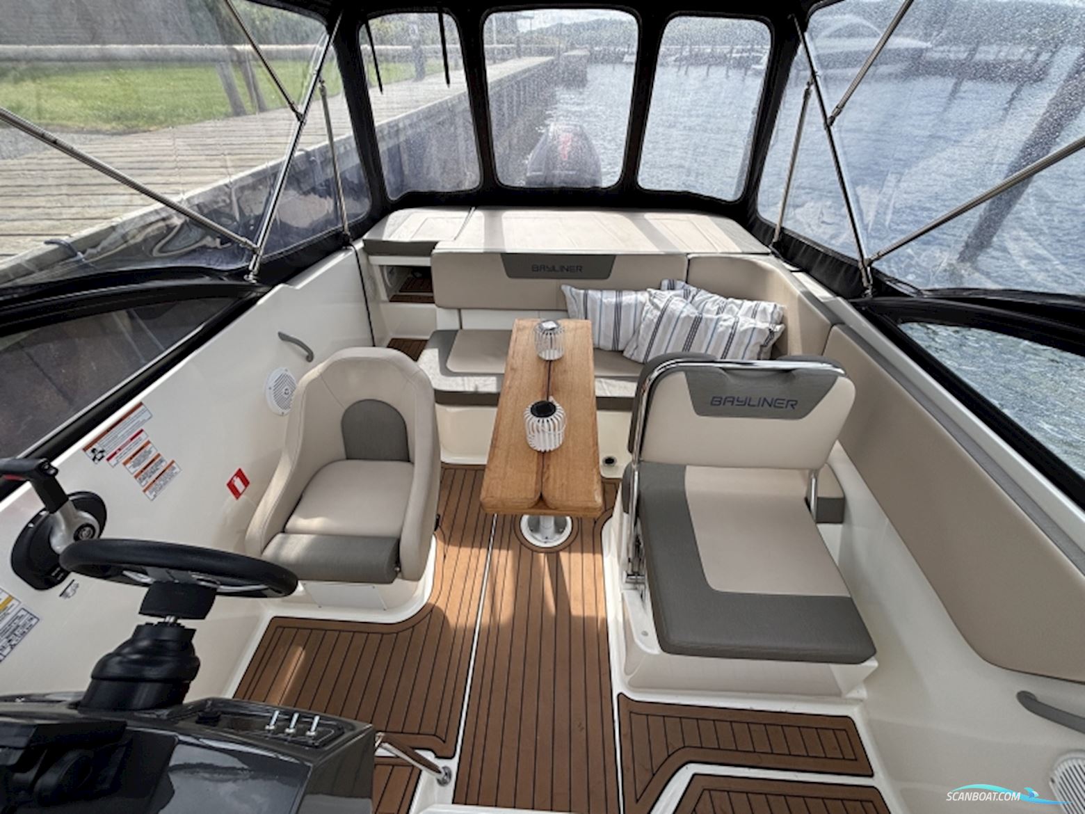 Bayliner VR5 Cuddy OB