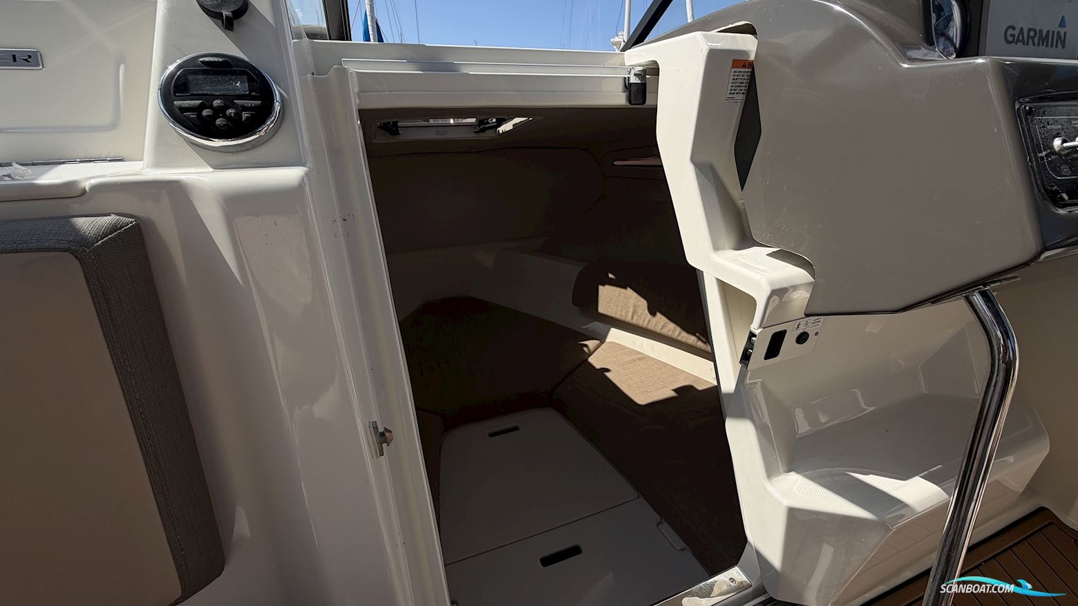 Bayliner VR5 Cuddy