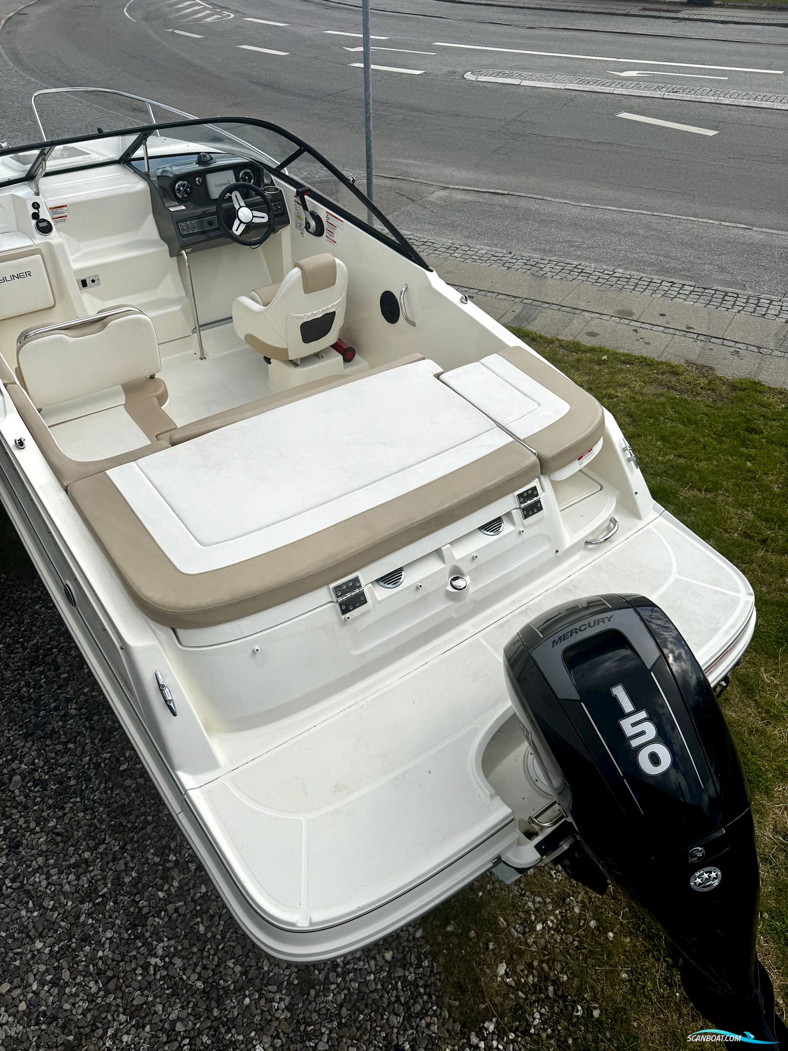 Bayliner VR5 Cuddy