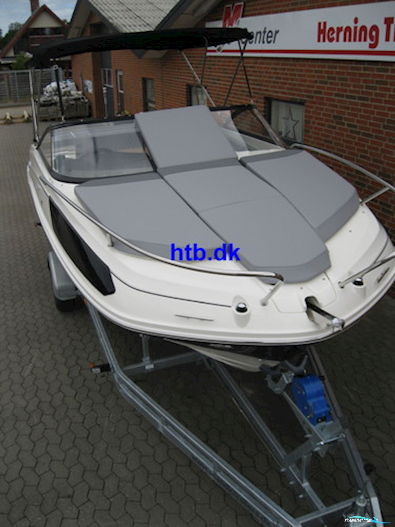 Bayliner VR5 OB Cuddy m/Mercury F150 hk Racing XL DS V6, Hvid - Solgt !