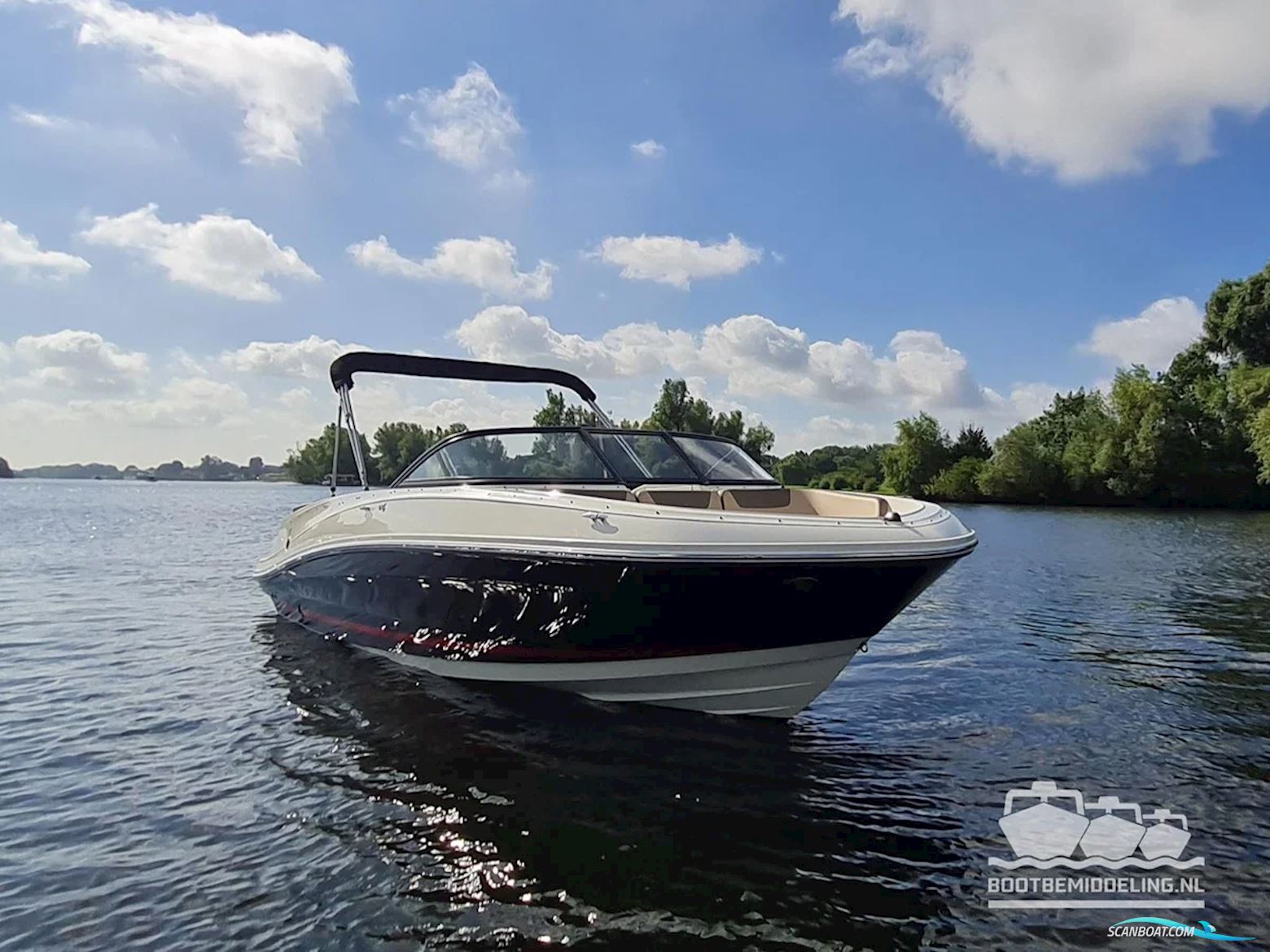 Bayliner VR6 Bowrider