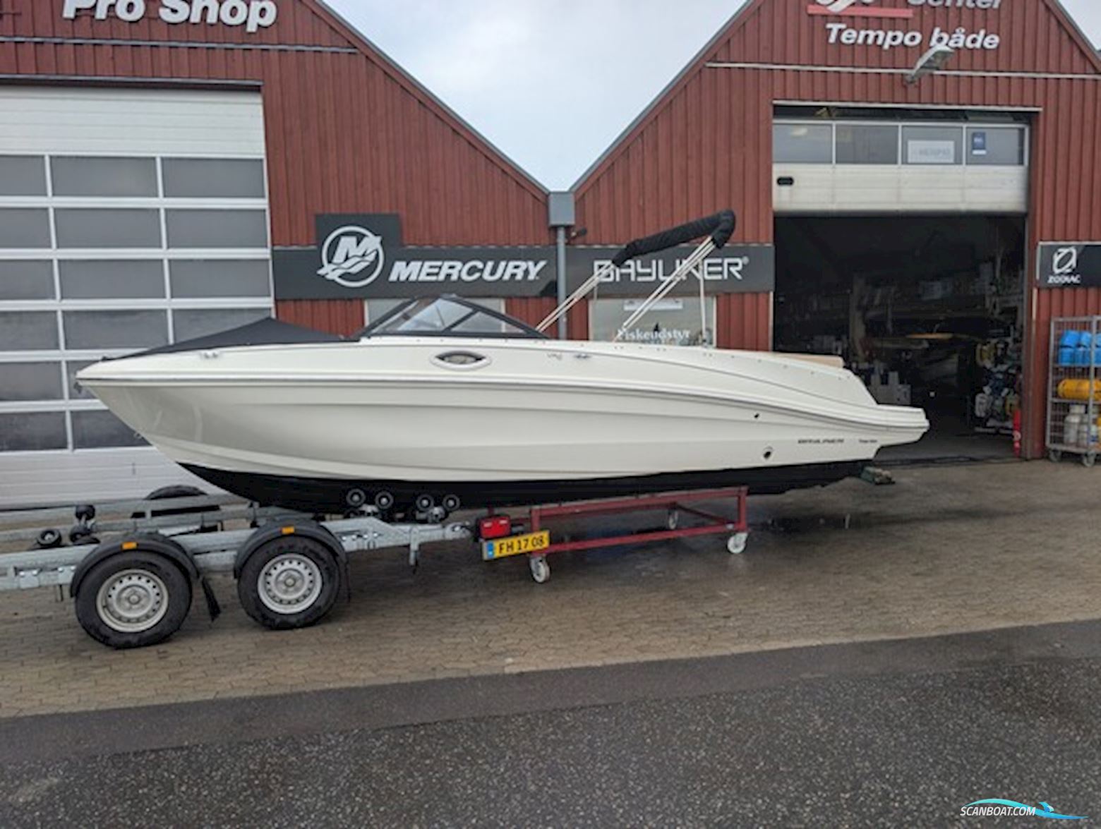 Bayliner VR6 Bowrider