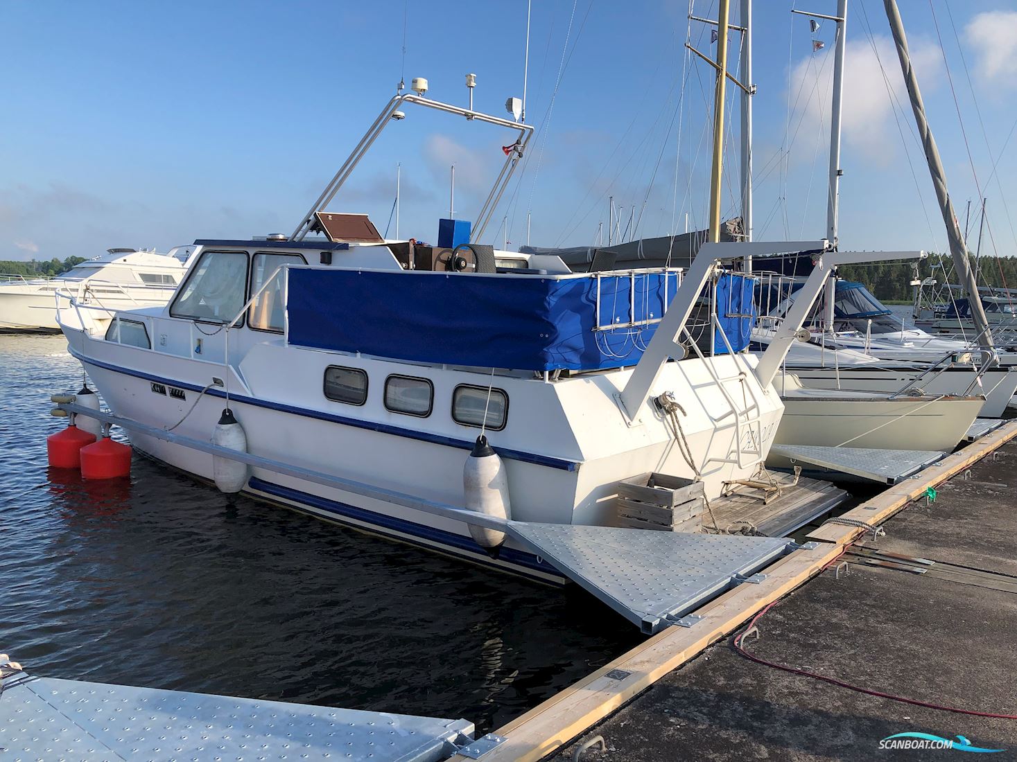 Beach Craft Motorboten 1990, met Vp d50 a motor, Sweden