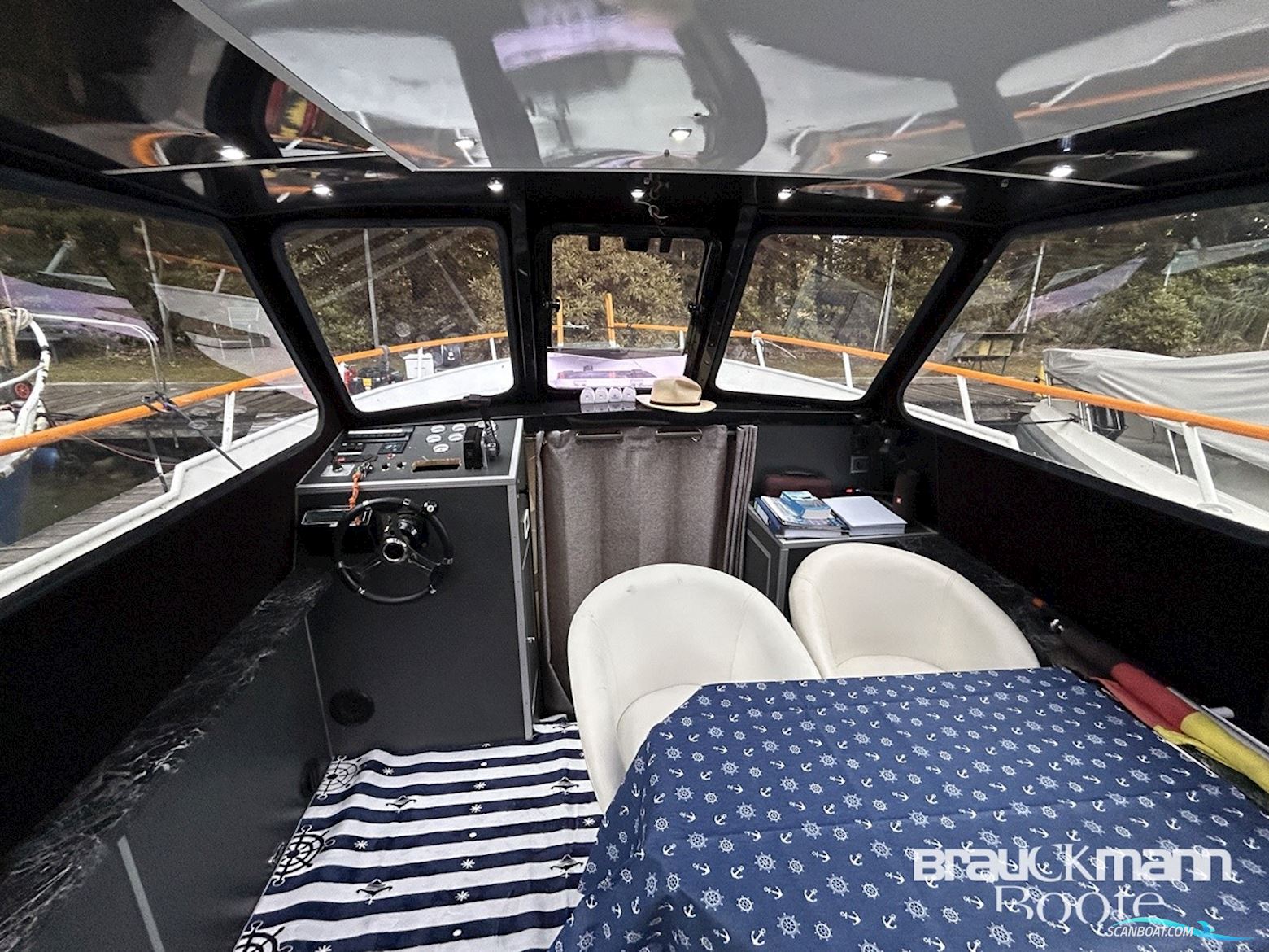 BEACHCRAFT 1050