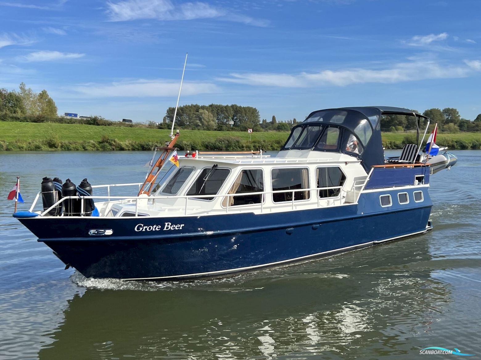 Beachcraft 11.30 AK Cabrio Motorboten 1979, met Perkins Diesel, motor, The Netherlands