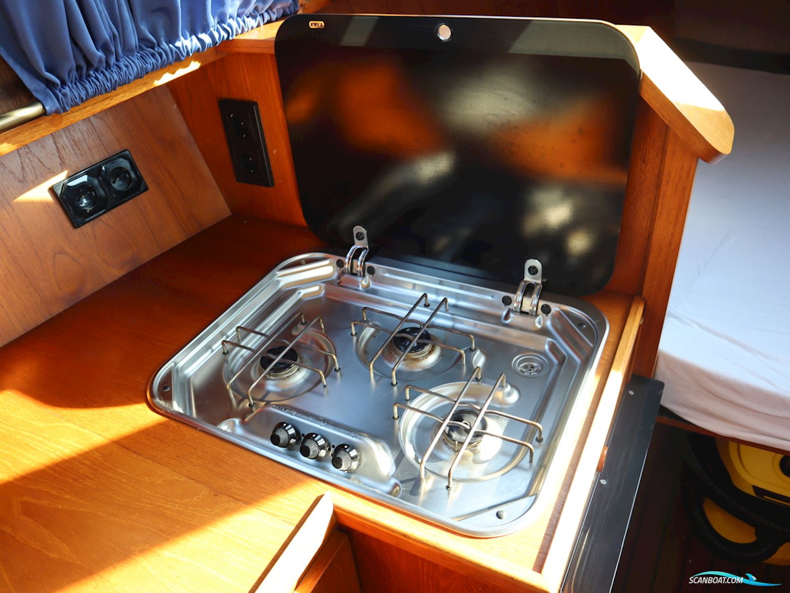 Beachcraft 850 Refit