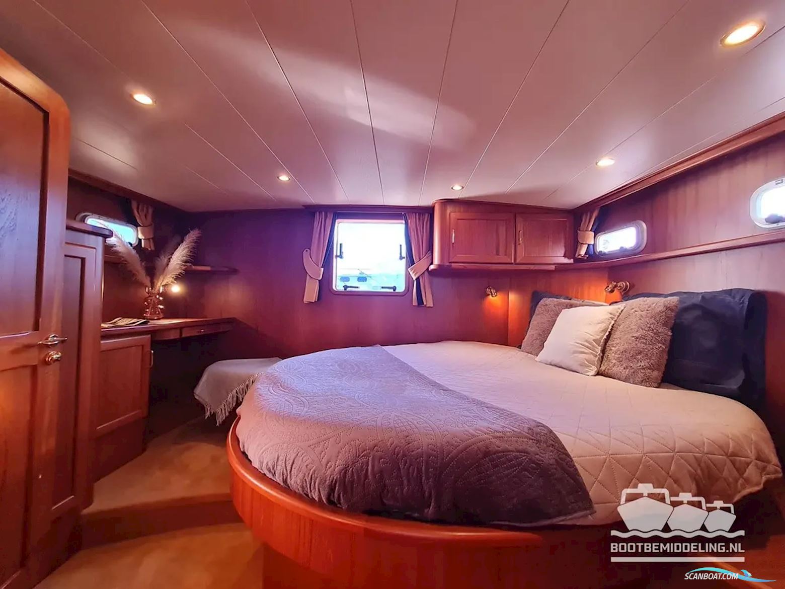 Bekebrede Spiegelkotter 12.50 AK