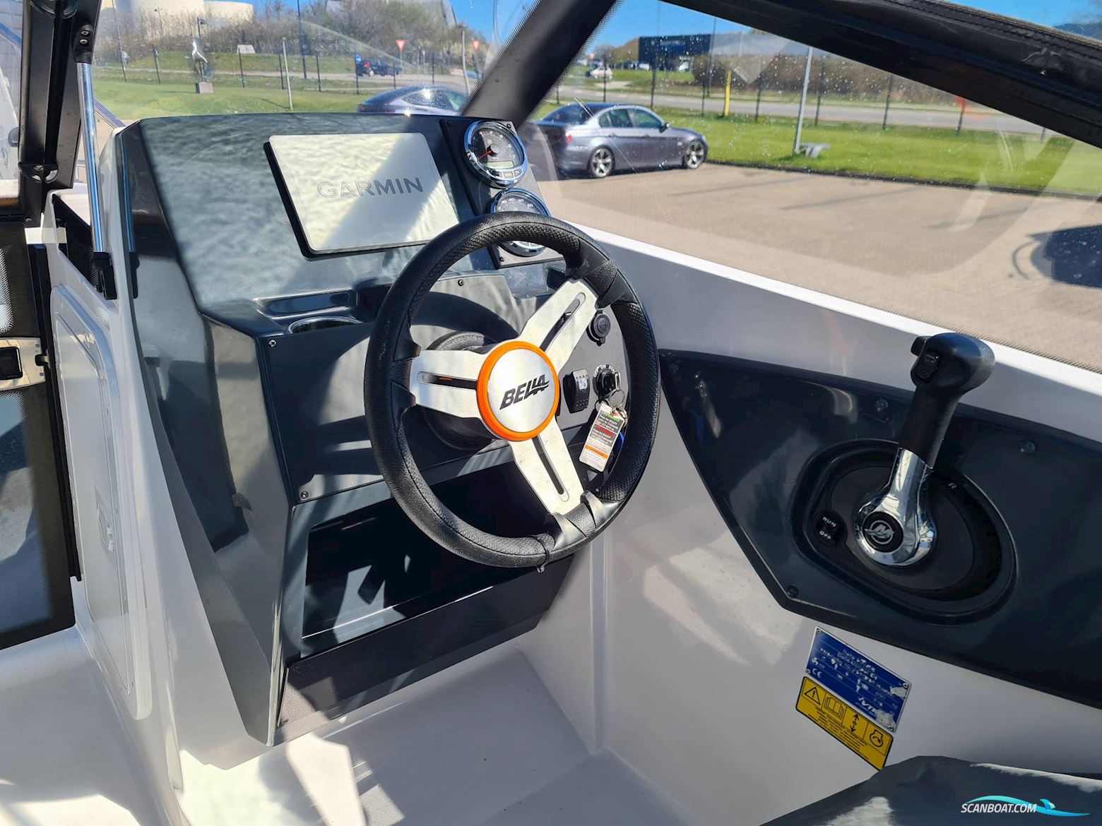 Bella 500 BR - 80 HK Mercury/Udstyr