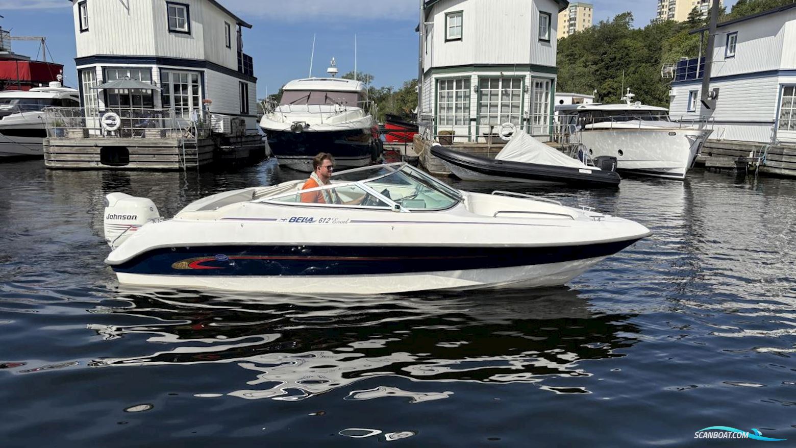 Bella 612 Excel Motorboten 2003, met Johnson motor, Sweden