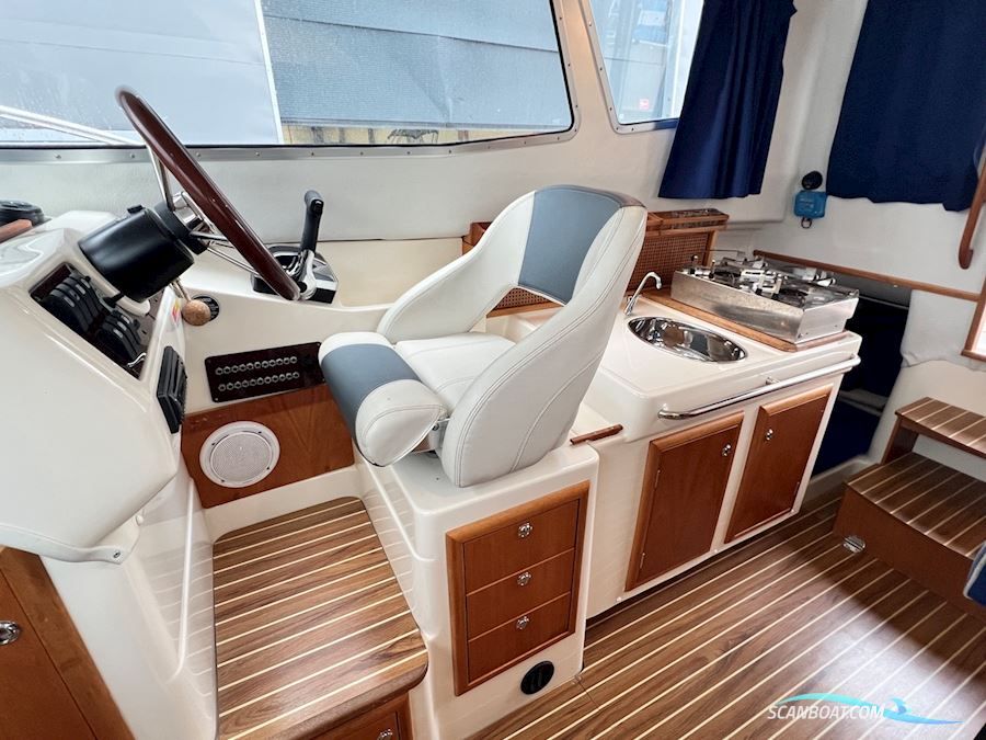 Bella Falcon 26