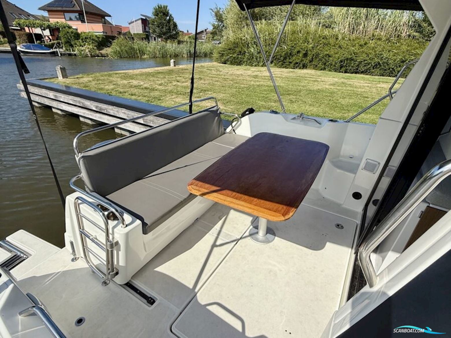 Beneteau  Antares 9