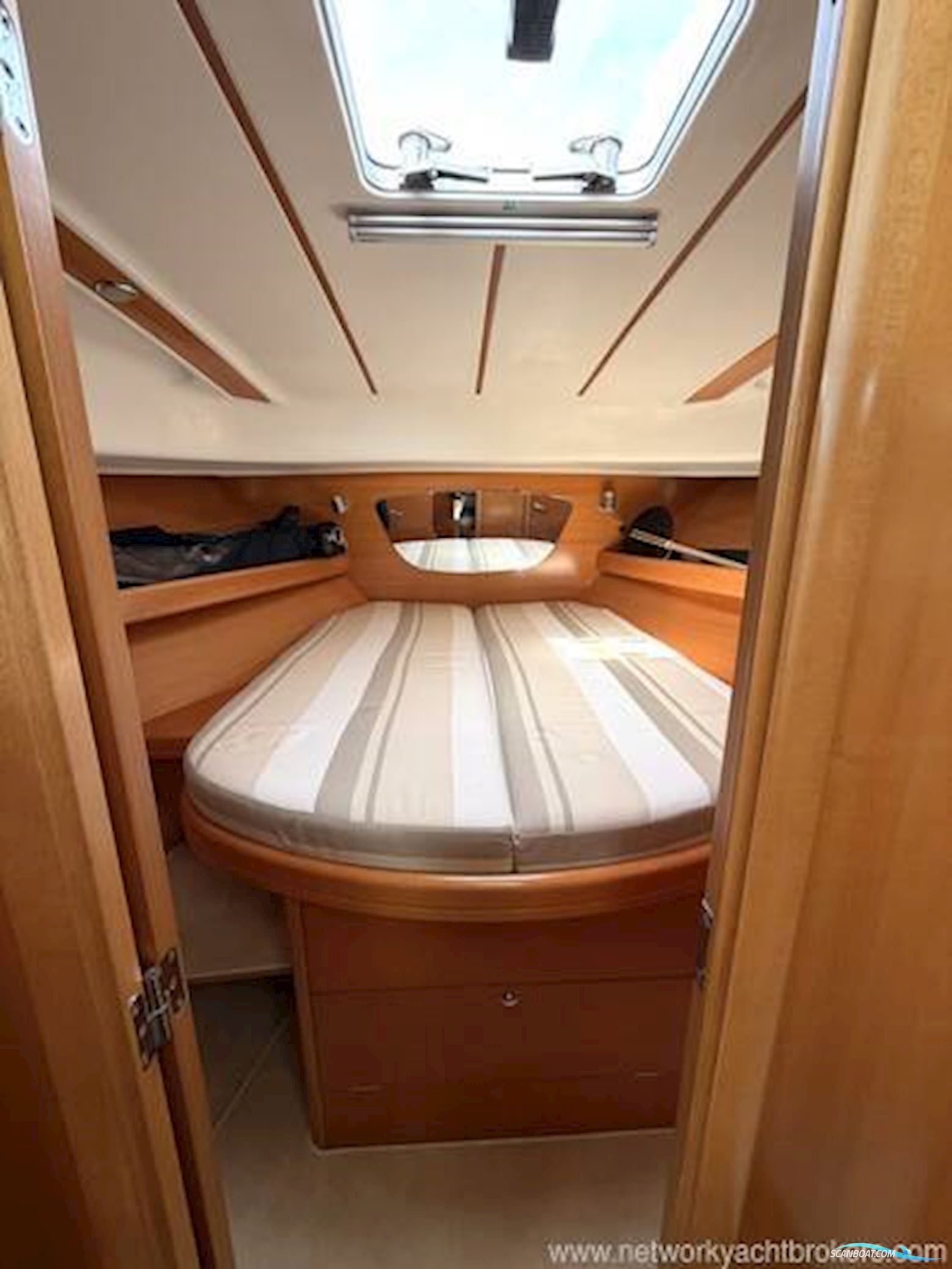 Beneteau Antares 10.80